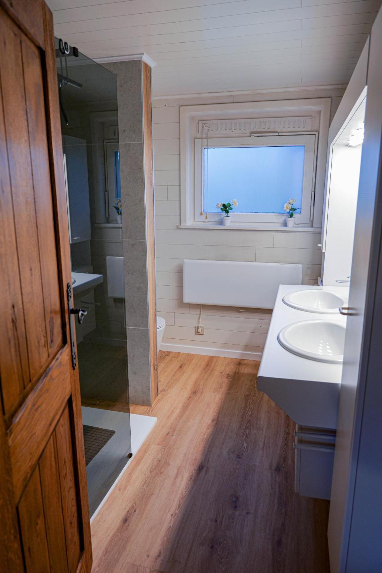 Le Colibri Spa Jacuzzi Durbuy Exterior photo